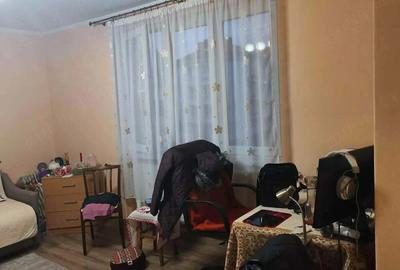 Garsonieră decomandată în Central - 7