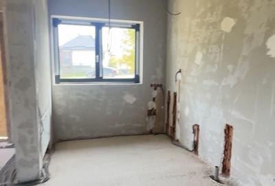 Teren de 1230 mp, în Aiton