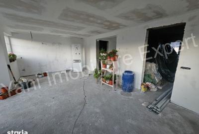 Casă cu 4 camere cu Teren 407 Mp în Țițești - 11