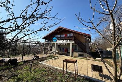 Casă individuală cu 6 camere cu Garaj în Copou - 1
