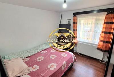 Apartament cu 2 camere decomandat în Calea București - 3