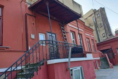Casă cu 3 camere cu Canalizare în Armeneasca - 1