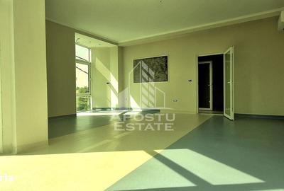 Spațiu comercial, de 70 mp, în Micălaca
