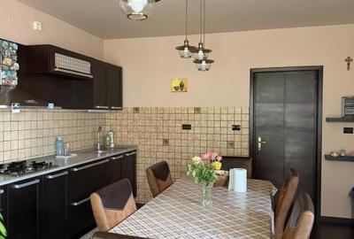 Casă individuală cu 4 camere cu Canalizare în Aurel Vlaicu - 8
