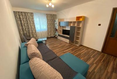 Apartament cu 2 camere decomandat în Spitalului