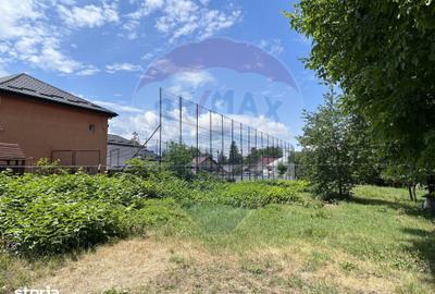Casă cu 5 camere cu Teren 1141 Mp în Central