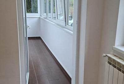 Apartament cu 3 camere decomandat în Drumul Carului
