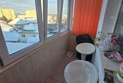 Apartament cu 3 camere decomandat, mobilat în Exterior Est - 9