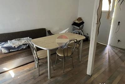 Casă cu 2 camere cu Teren 450 Mp în Remetea Chioarului