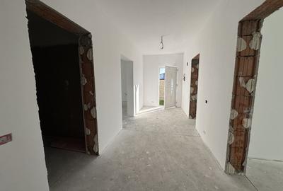 Duplex cu 3 camere cu Canalizare în Dudeștii Noi - 6