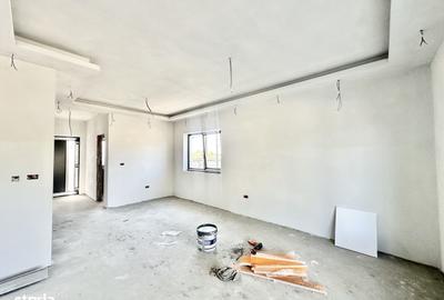 Casă cu 4 camere cu Teren 365 Mp în Moșnița Veche