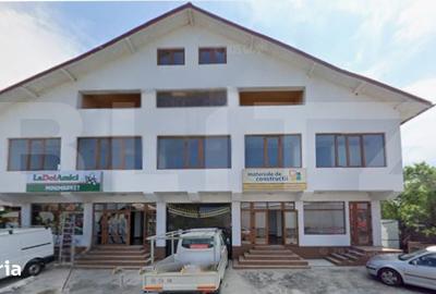 Spațiu comercial, de 970 mp, în Central