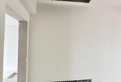 Casă cu 3 camere cu Teren 400 Mp în Central - 1