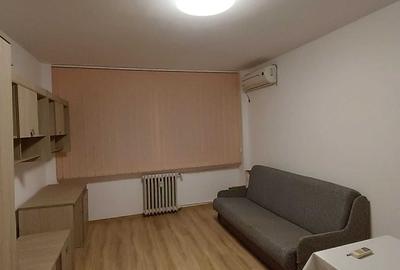 Garsonieră decomandată în Gară - 4