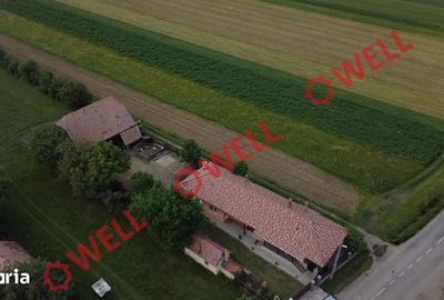 Casă cu Teren 1149 Mp în Poian - 2