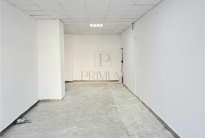 Spațiu comercial, de 65 mp, în Semicentral