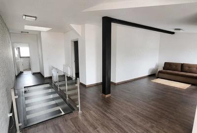 Apartament cu 3 camere decomandat în Central - 4