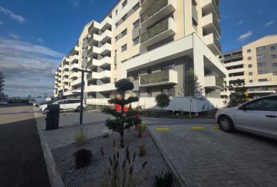 Apartament cu 2 camere semidecomandat în 13 Decembrie