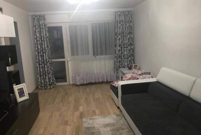 Apartament cu 3 camere semidecomandat, mobilat în Giulești - 3