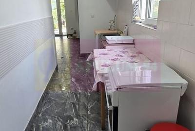Casă cu 4 camere în Trăisteni - 2