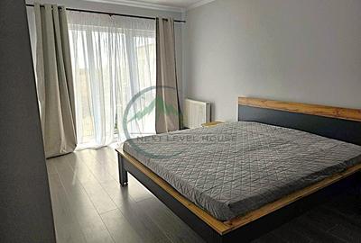 Duplex cu 4 camere cu Canalizare în Sânpetru - 5