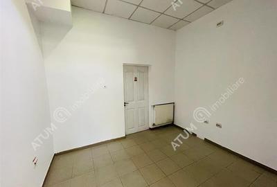 Spațiu comercial, de 65 mp, în Central - 7