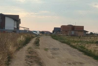 Teren de 700 mp, în Giroc