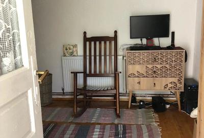 Casă cu 2 camere cu Teren 1000 Mp în Crevedia - 8