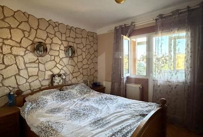 Apartament cu 4 camere decomandat în 1 Mai - 2
