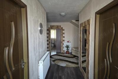 Casă cu 4 camere cu Teren 300 Mp în Vladimirescu - 1