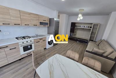 Apartament cu 3 camere decomandat, mobilat în Central