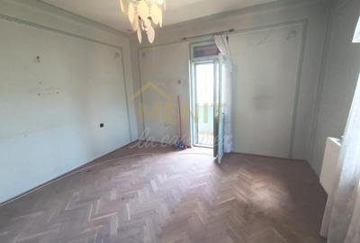 Apartament cu 2 camere decomandat în Plopeni - 5