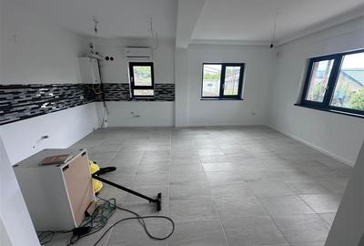Apartament cu 3 camere decomandat în Bucium - 2