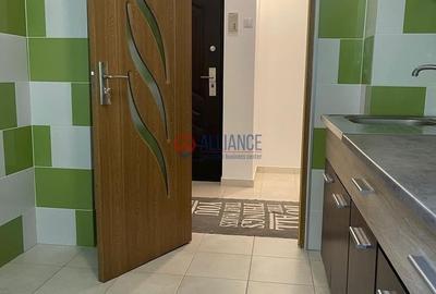 Apartament cu 2 camere semidecomandat în City Park Mall