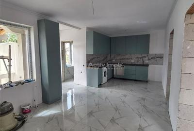 Casă cu 3 camere cu Teren 350 Mp în Variaș