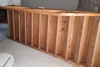 Casă cu 5 camere cu Teren 191 Mp în Central
