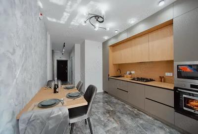 Apartament cu 2 camere decomandat în Tractorul