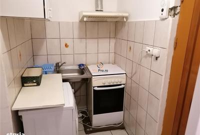 Garsonieră în Aradului