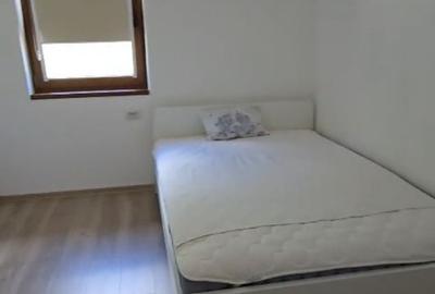 Casă cu 4 camere cu Teren 150 Mp în Cetate