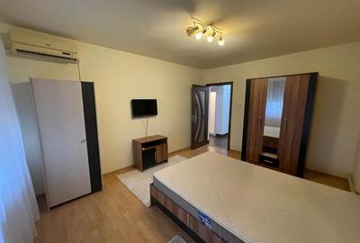Apartament cu 2 camere decomandat în Romanilor - 13