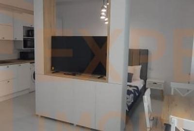 Garsonieră semidecomandată, mobilată în Mamaia