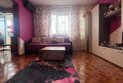 Apartament cu 2 camere nedecomandat în Micro 6