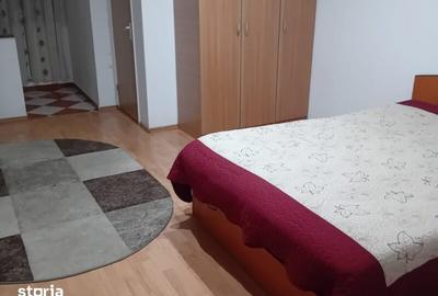 Garsonieră, mobilată în Titan