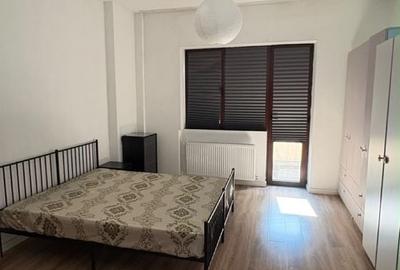 Apartament cu 3 camere în Calea Victoriei