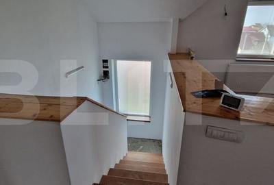 Casă cu 7 camere cu Teren 1000 Mp în Plaiul Vulcanești - 13