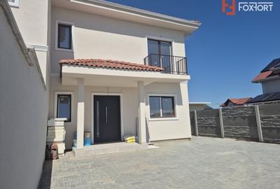 Duplex cu 5 camere cu Canalizare în Moșnița Nouă - 11