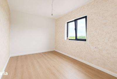 Casă cu 3 camere cu Teren 300 Mp în Miroslava