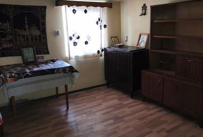 Casă cu 4 camere cu Teren 350 Mp în Central - 7