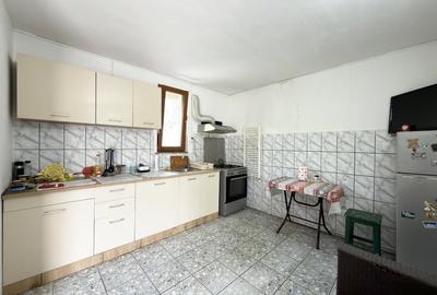 Casă individuală cu 6 camere cu Canalizare în Palas - 16