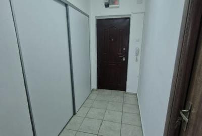 Apartament cu 2 camere decomandat în Alexandru Obregia